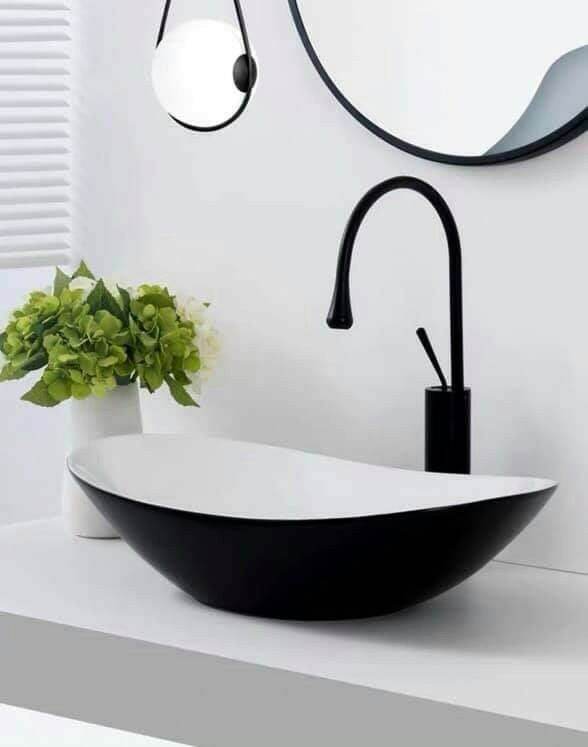 Lavabo thuyền cao cấp. Giá gốc 3400000đ.