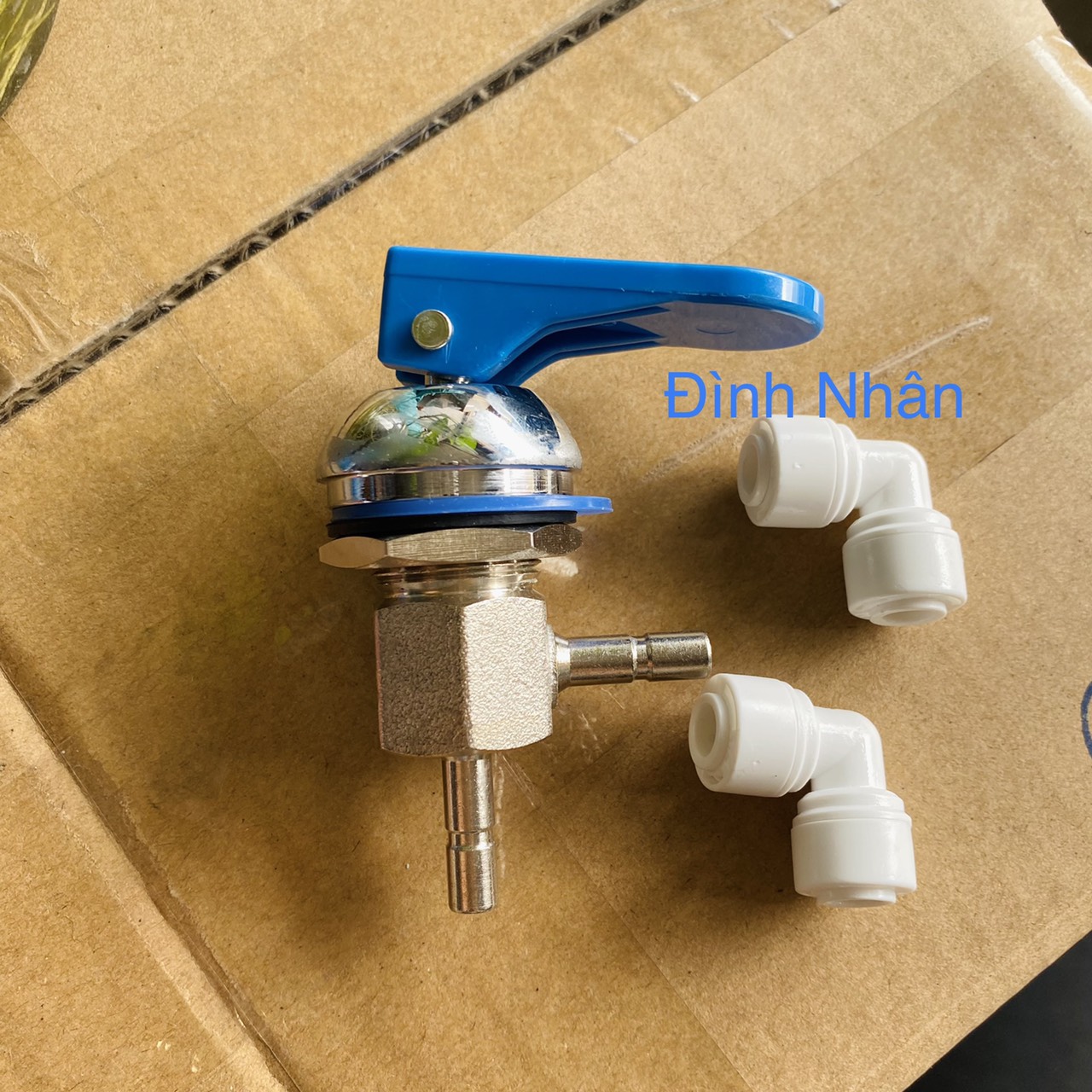 Van khóa lật  máy lọc nước nóng lạnh