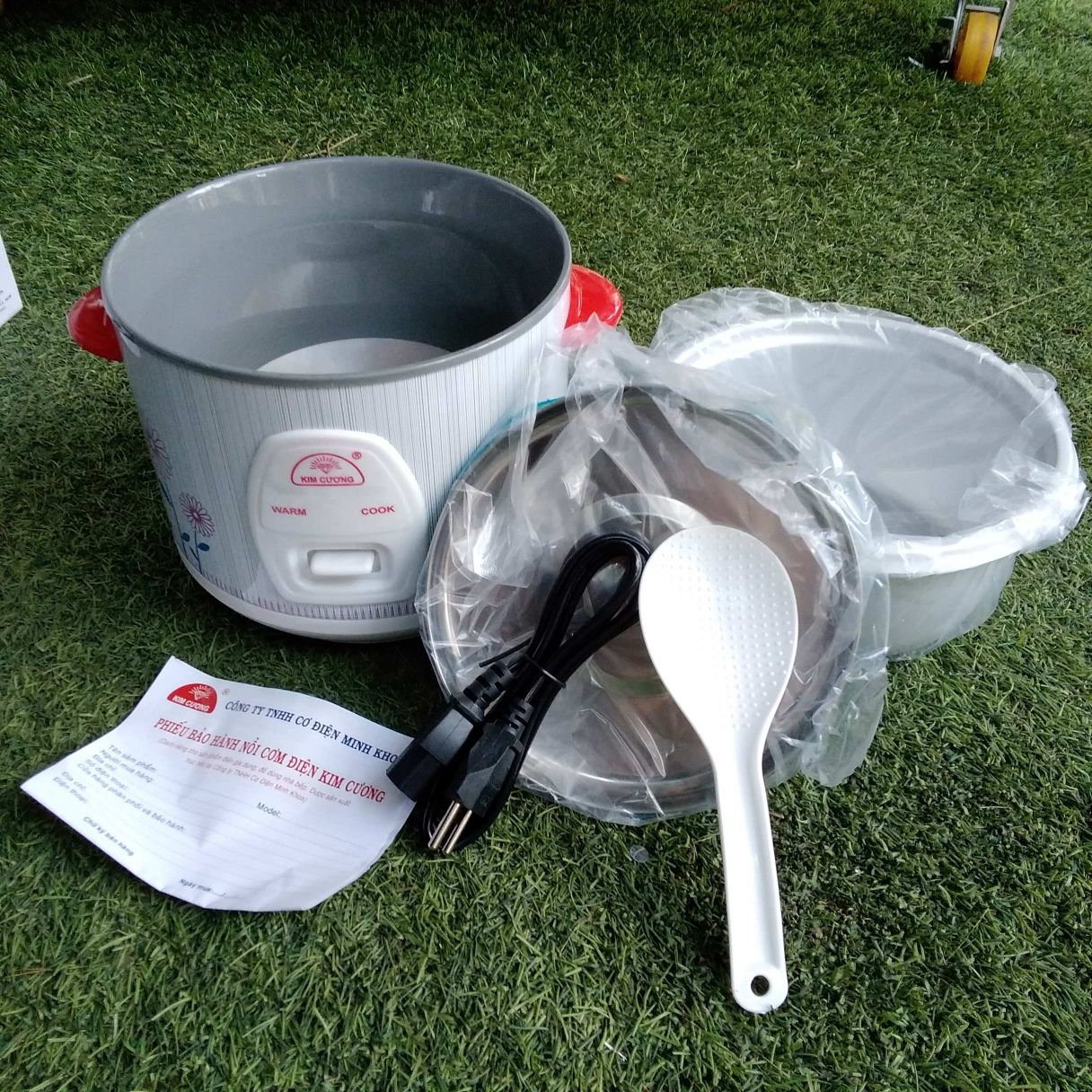 Nồi Cơm Điện Kim Cương nắp rồi 0.6L