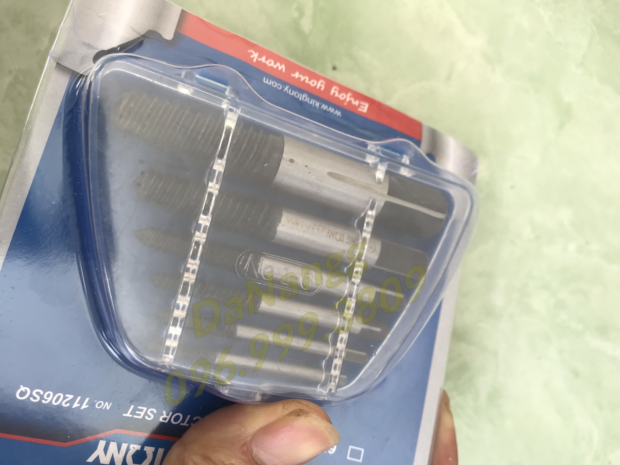 Cần taro tự động và bộ lấy ốc gẫy