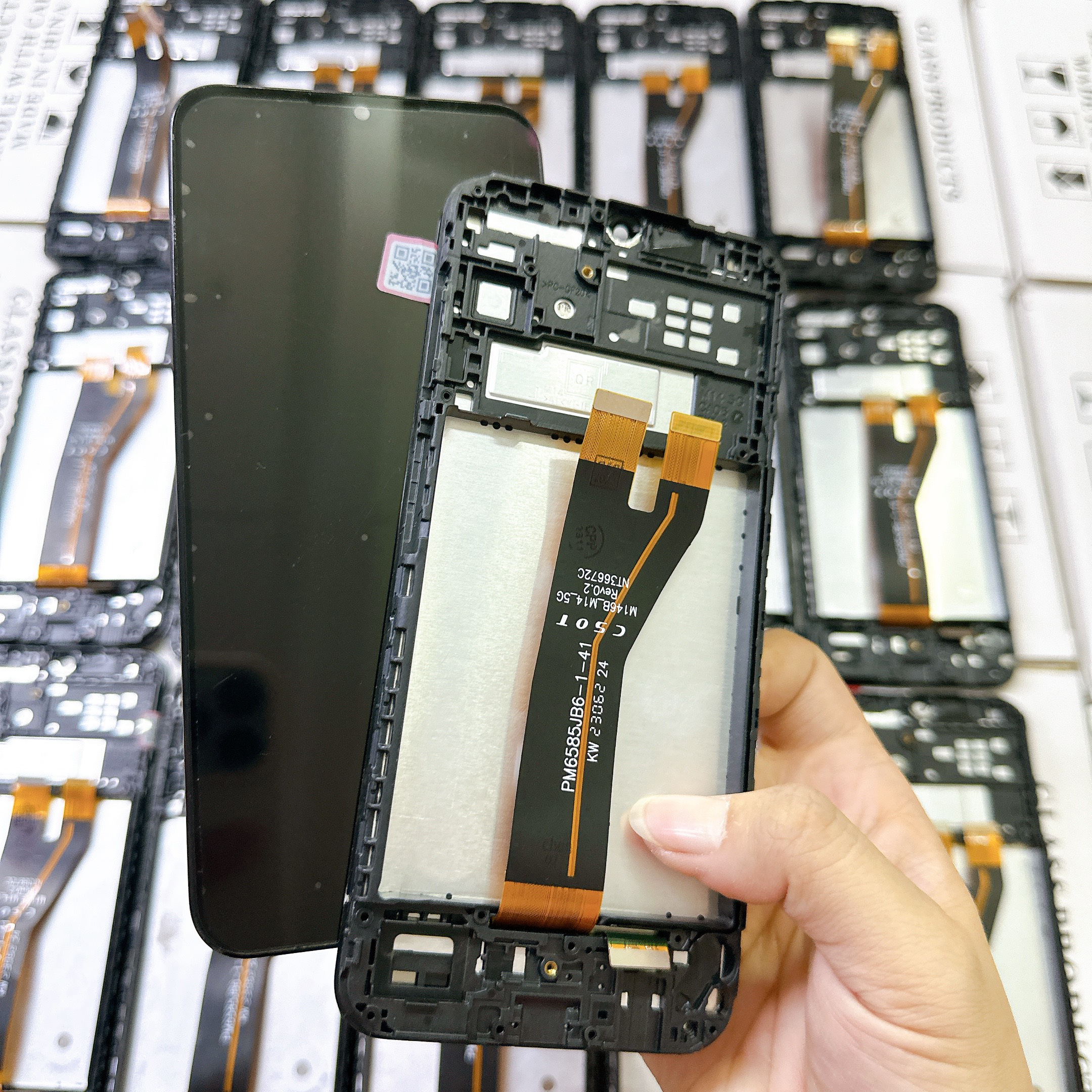 Màn hình Samsung M14 / M14 5G (M146B ) Zin Tặng kèm keo dán màn hình 15ml