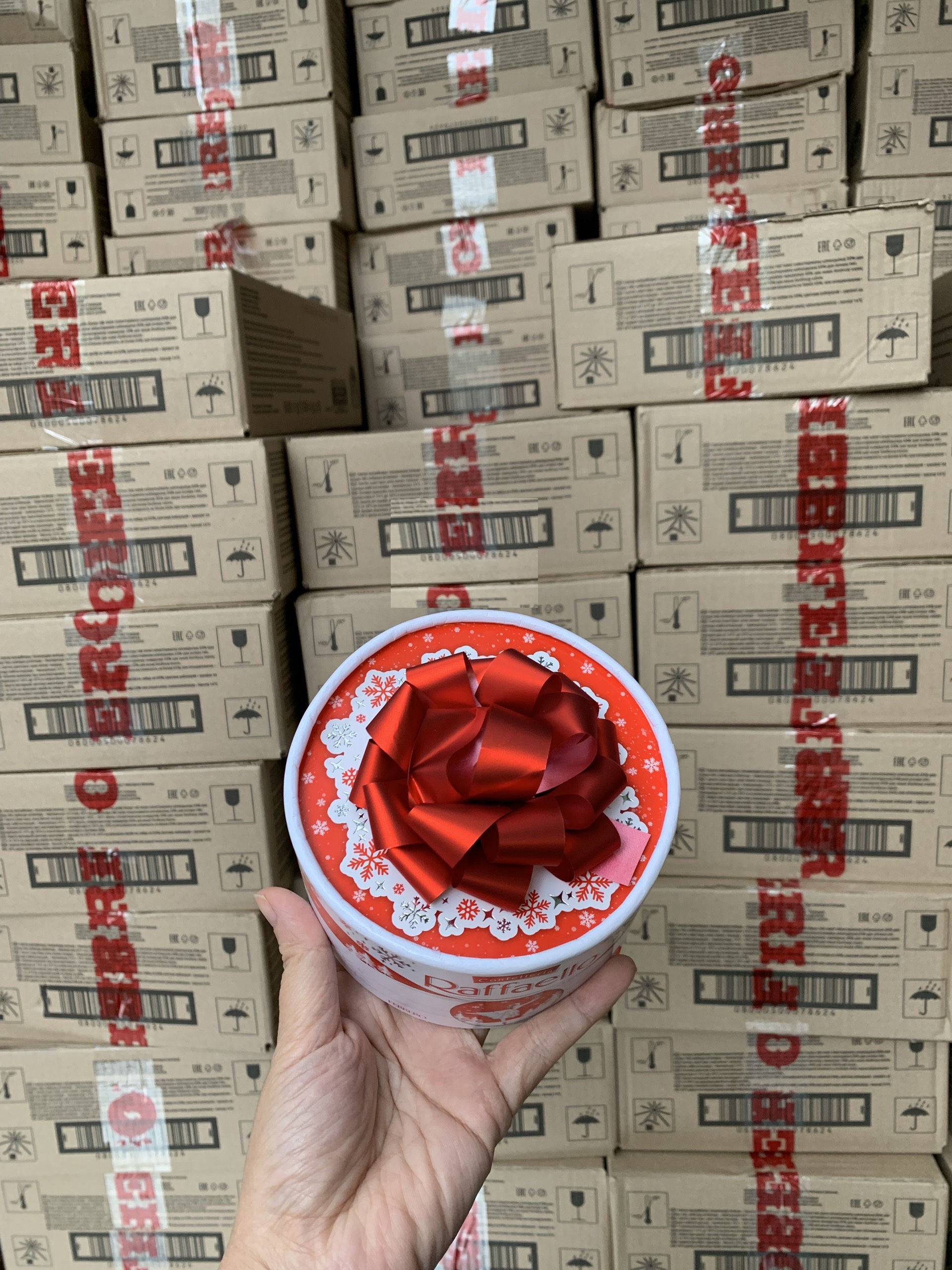 Kẹo Raffaello Chocolate kem Dừa Nga  (hộp nơ 100g, hộp giấy 150g)