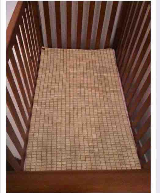 Chiếu trúc đặt nôi cũi cho e bé kt 60 x 90