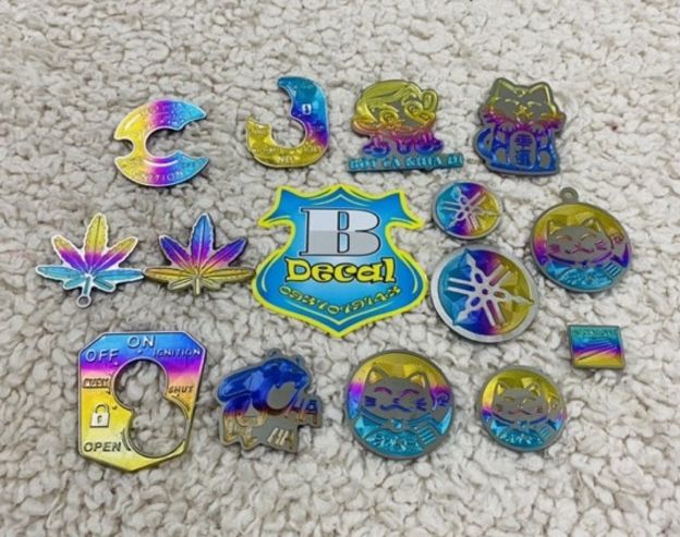 Sticker logo titan siêu rẻ đẹp