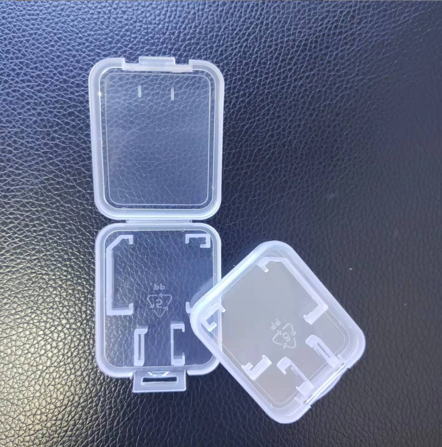 Hộp đựng thẻ SD và micro SD nhỏ gọn