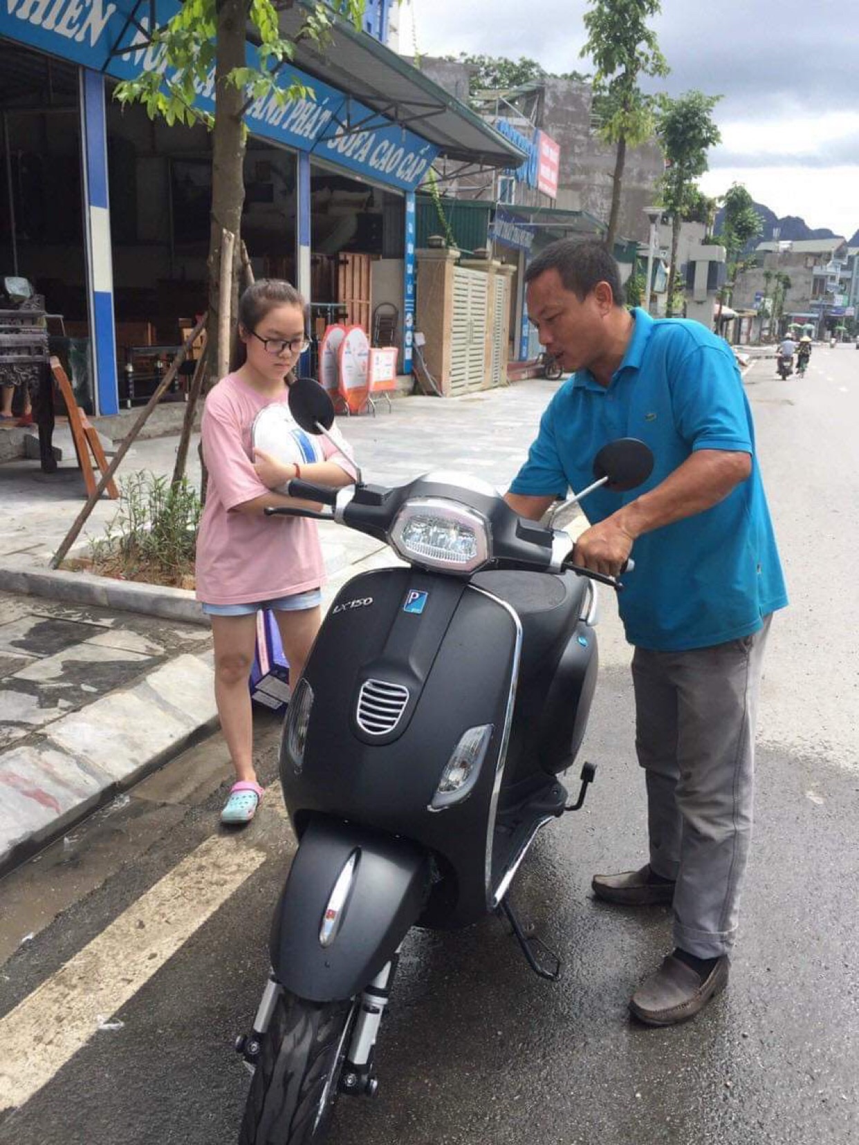 Xe máy điện Vespa