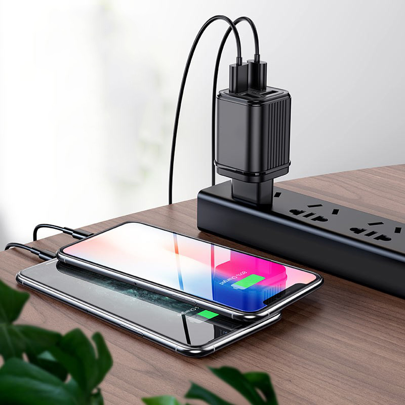 [HCM]Củ sạc 4 cổng USB 3.4A HOCO C84