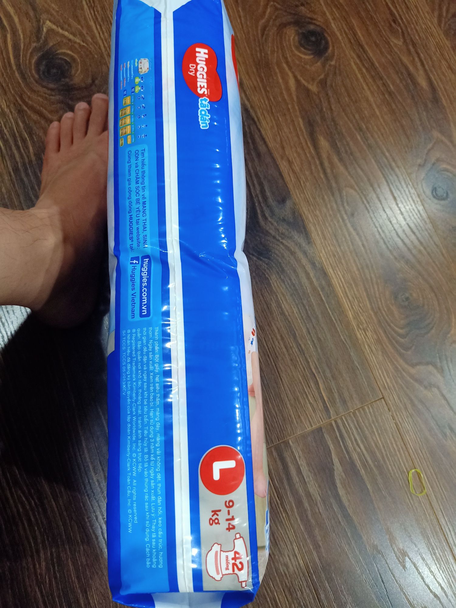 Tã dán Huggies đủ size S (56 miếng), M ( 48 miếng),L (42 miếng)