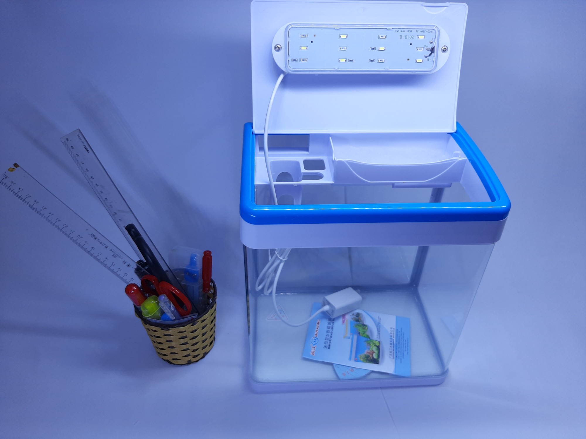 Bể cá mini kính đúc có nắp MJ  -M260 26x17x29 cm