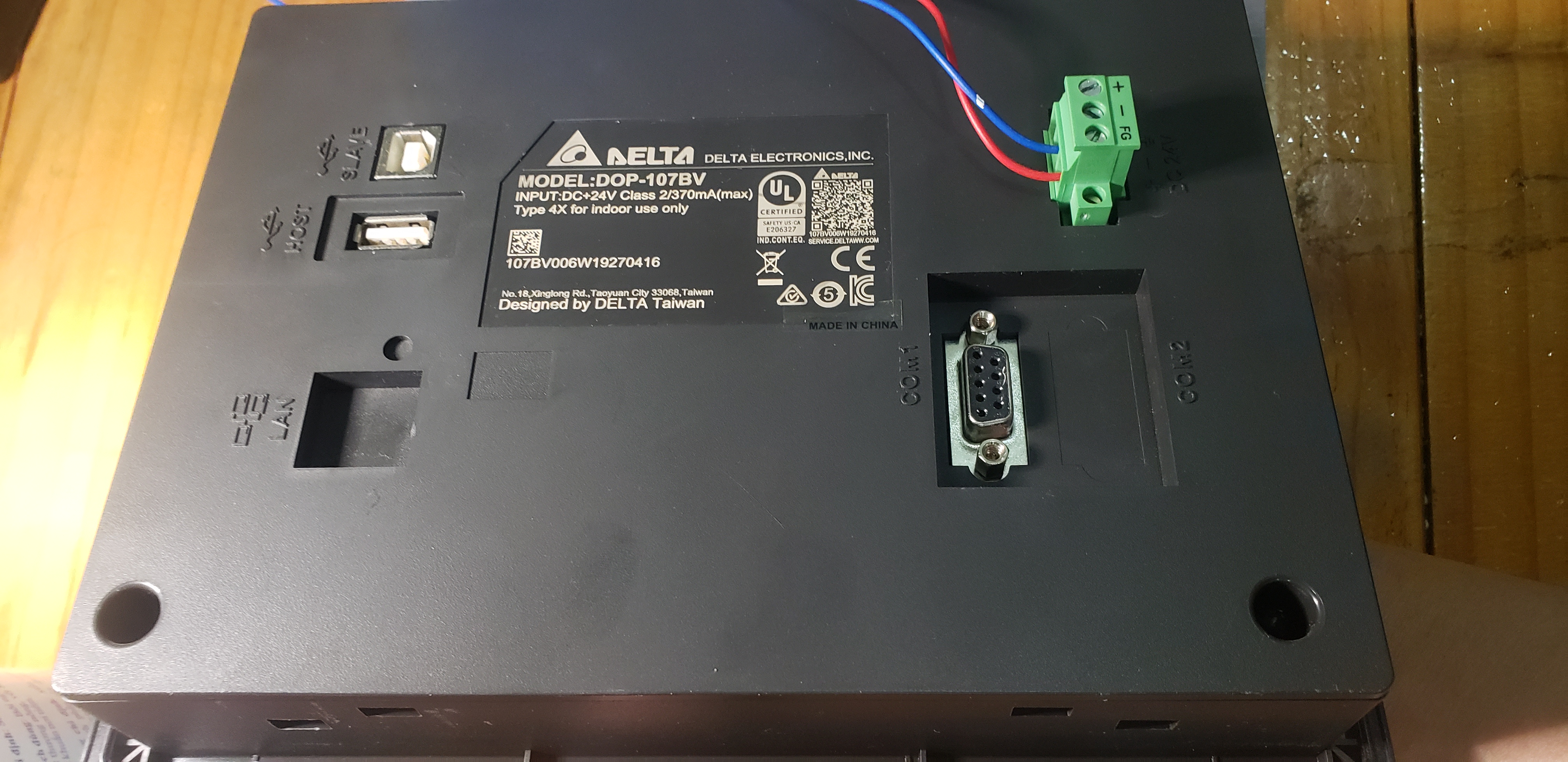 Màn hình cảm ứng Delta DOP-107BV