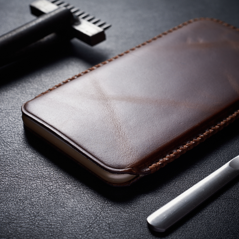 Bao Da Rút Ionecase Iphone 6 plus / 7 plus / 8 plus Luxury Handmade Da Bò Thật