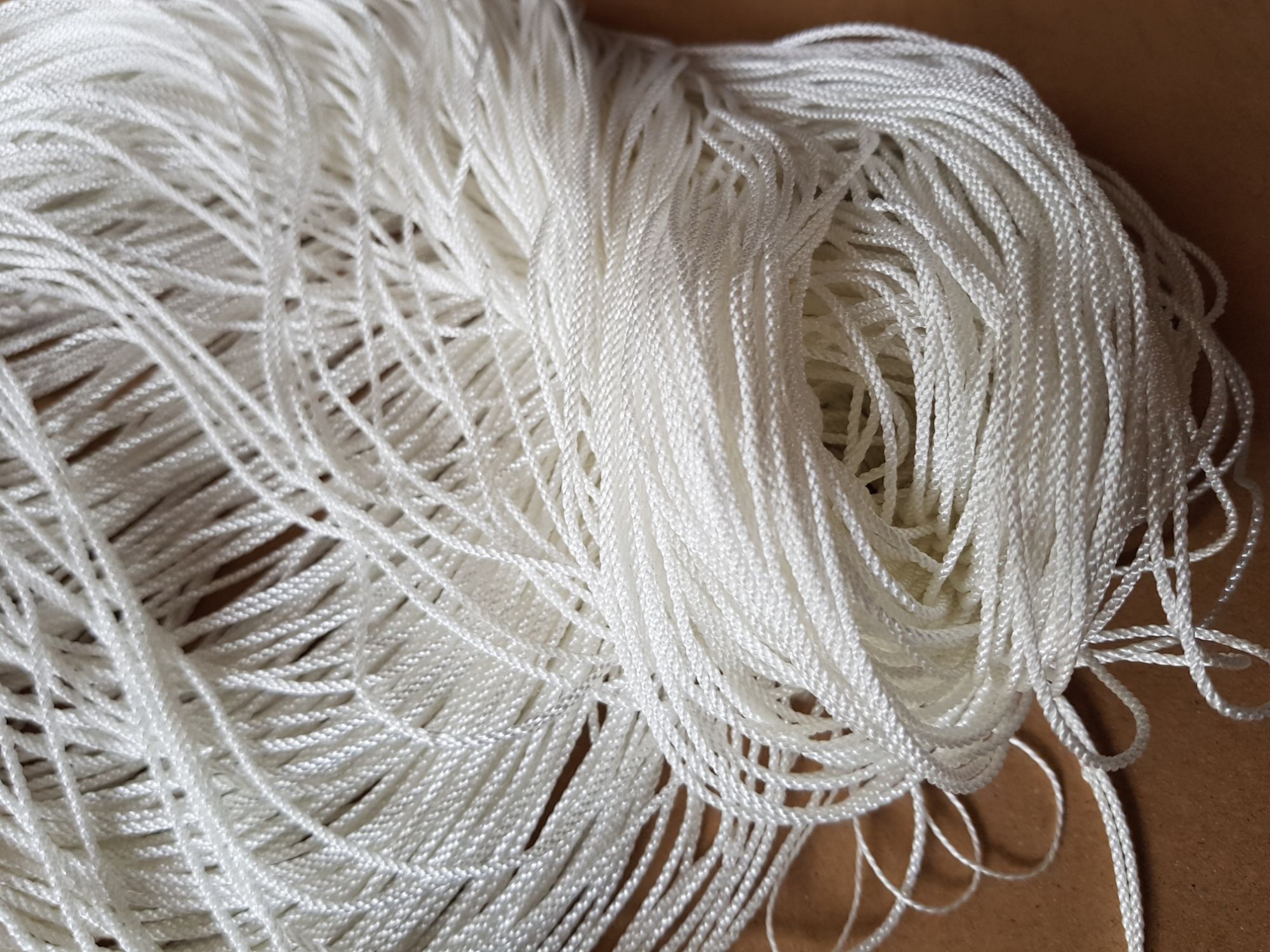 Dây dù trắng 3mm bó 1kg
