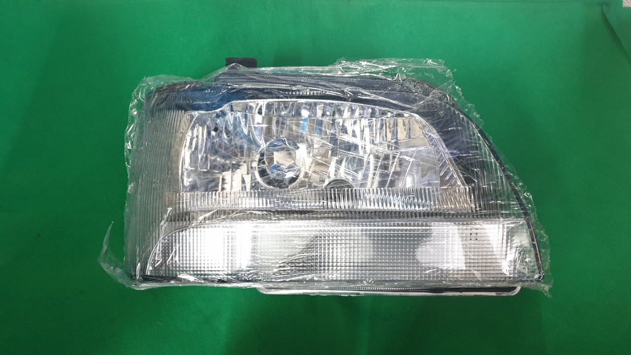 Đèn pha sym t880