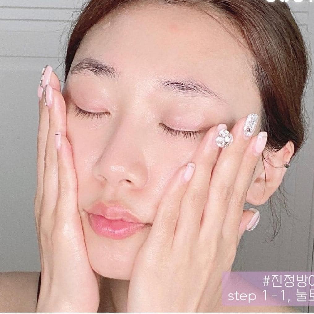 Sữa Rửa Mặt Cerave Foaming Facial Cleanser 236Ml Pháp