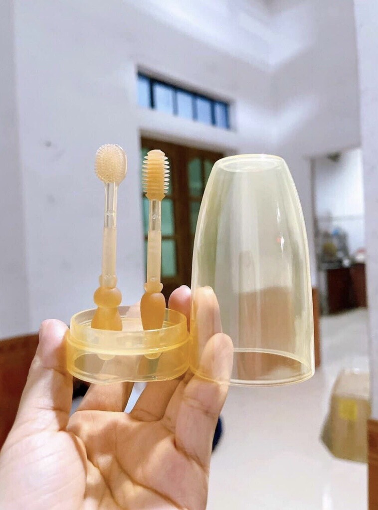Set rơ lưỡi - bàn chải silicon cao cấp cho bé từ 0 đến 18 tháng