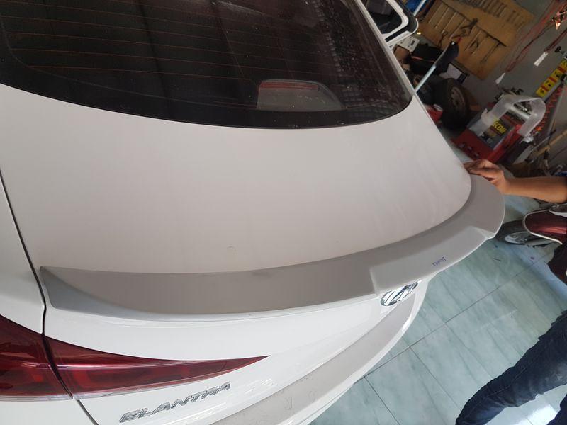 Đuôi gió Hyundai Elantra 2016-2019