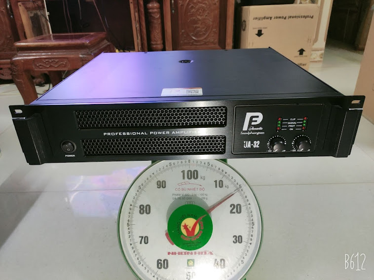 Đẩy Công Suất JA 32 hãng P-Audio Nhật Bản ,Sản xuất tại Đài Loan, 32 sò,  2000W max.