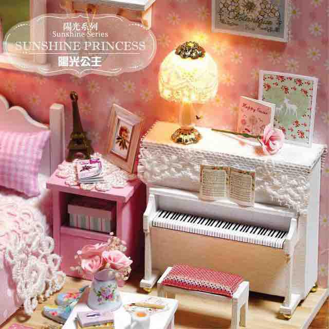 Mô hình lắp ráp DIY Ngôi nhà búp bê PRINCESS