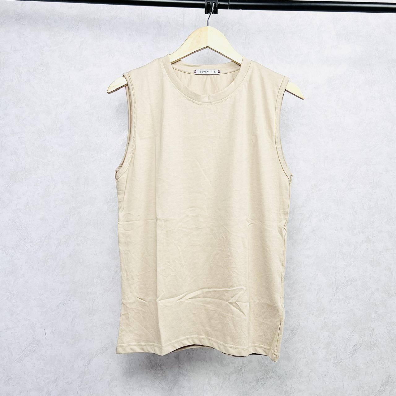 Bassic Men's Sleeveless T-Shirt
