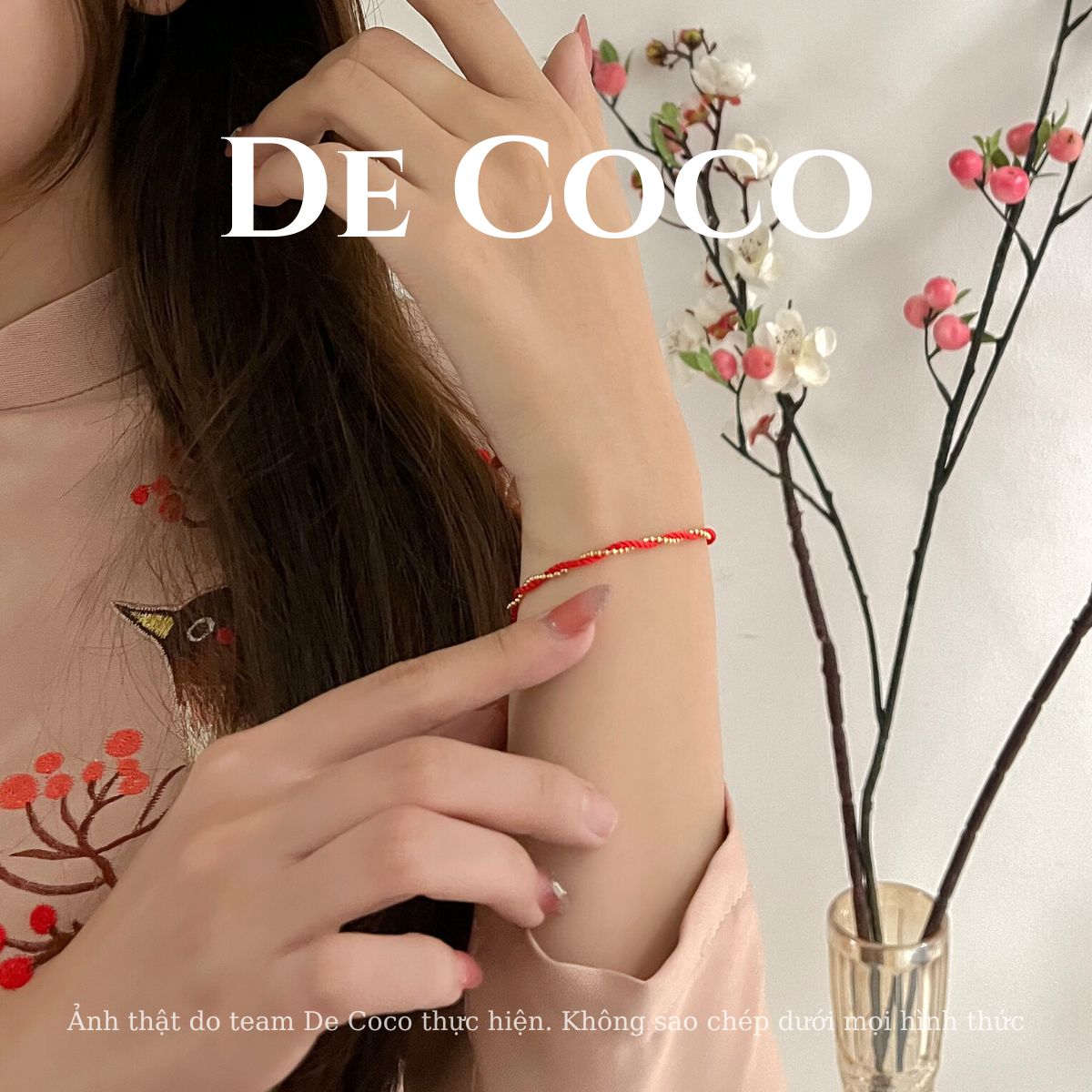 Vòng tay sợi chỉ đỏ may mắn Cát Tường De Coco