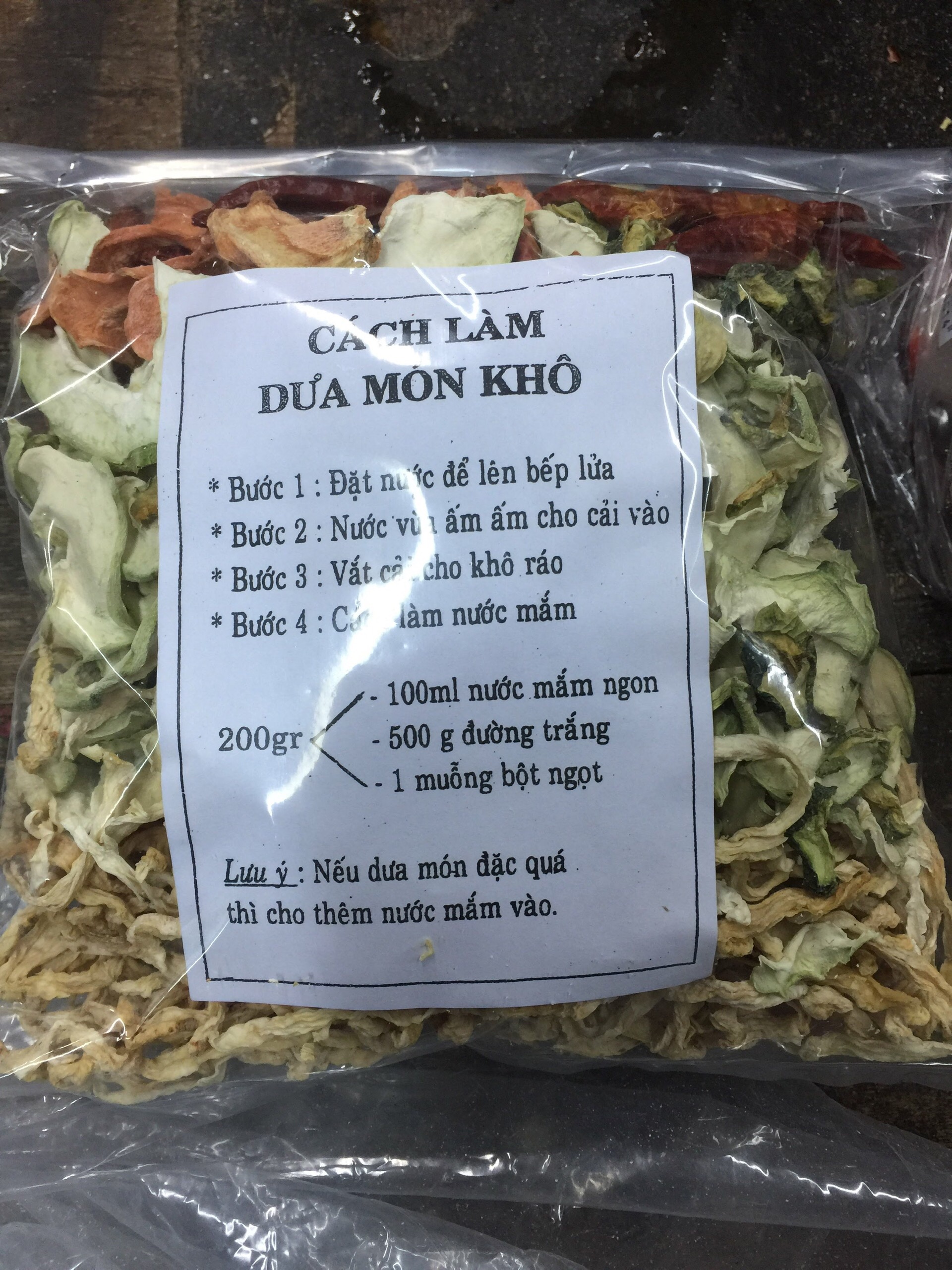 Dưa món sấy khô