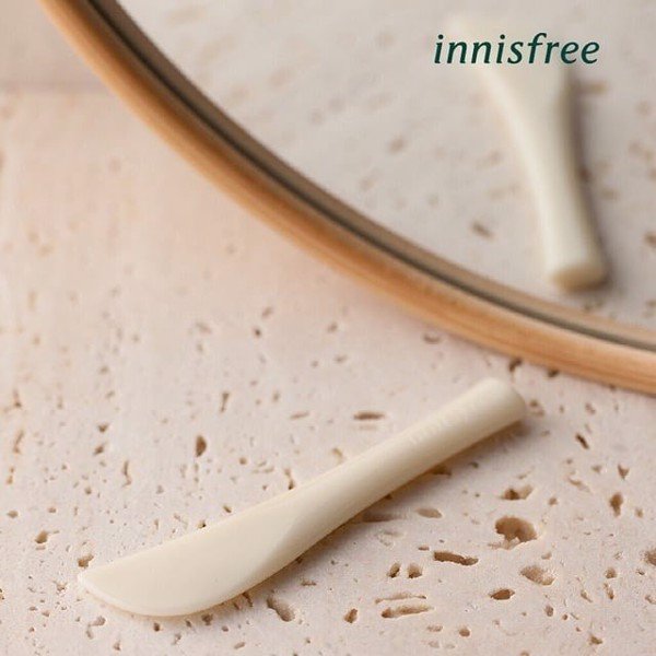 [FREE SHIP]  Thanh lấy mặt nạ Innisfree Beauty Tool Soft Pack Spatula - [Juka Beauty Shop]