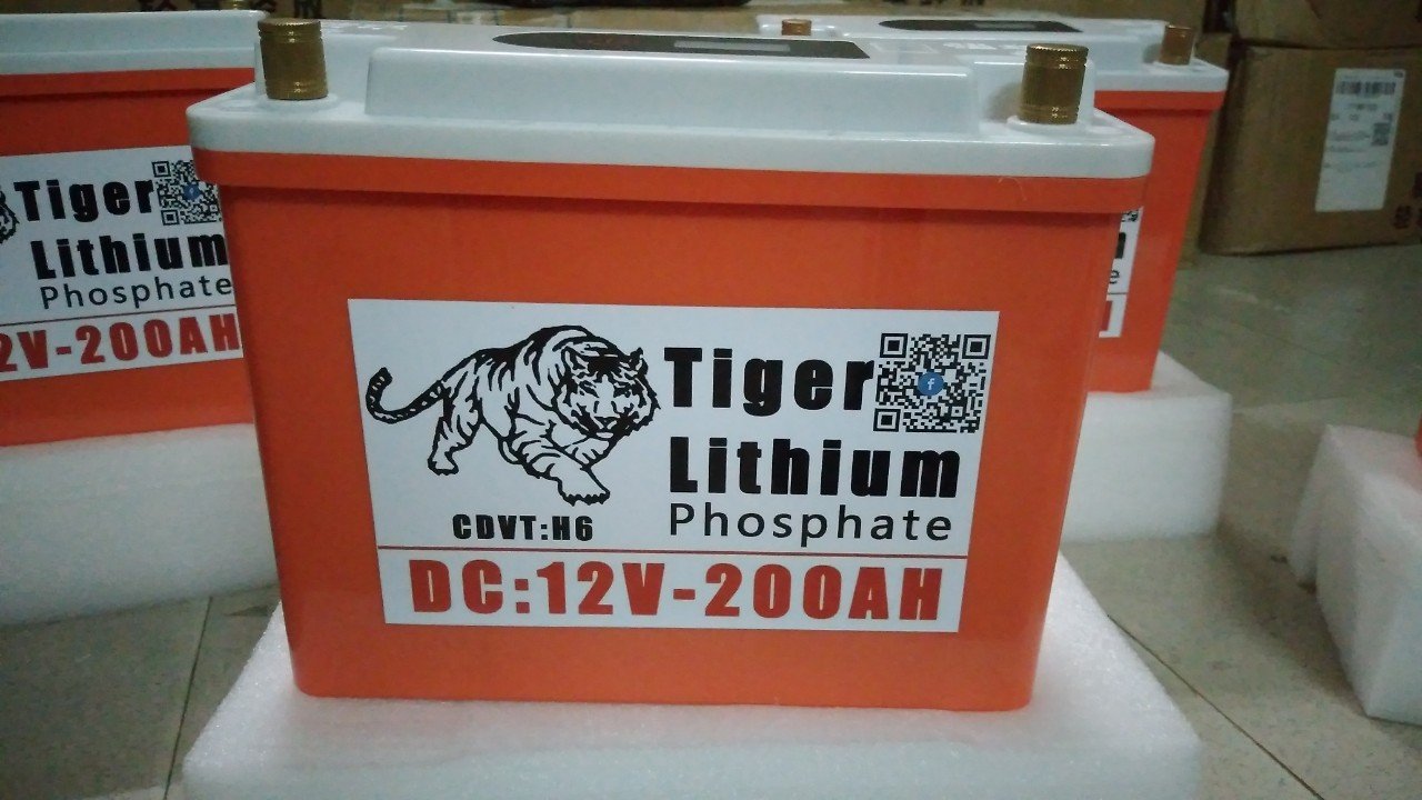 Bình Pin lithium 12V - 200Ah Chống thấm nước