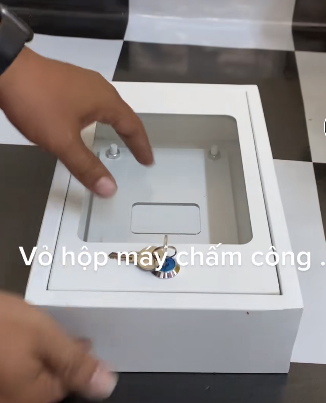 HỘP BẢO VỆ MÁY CHẤM CÔNG 3288