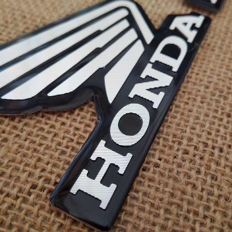 Bộ 2 tem Cánh chim HONDA CNC Nhôm (Đen)