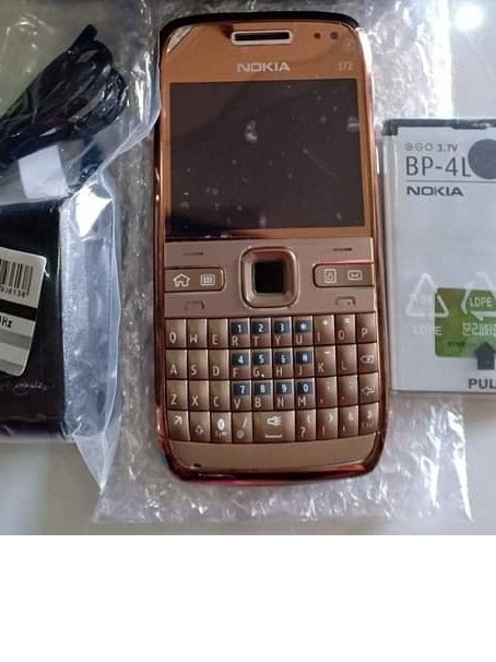 Nokia e72  đẹp từng chi tiết/ main zin
