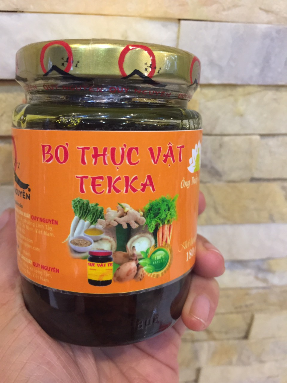 Bơ Thực Vật Tekka -Quy Nguyên 180G