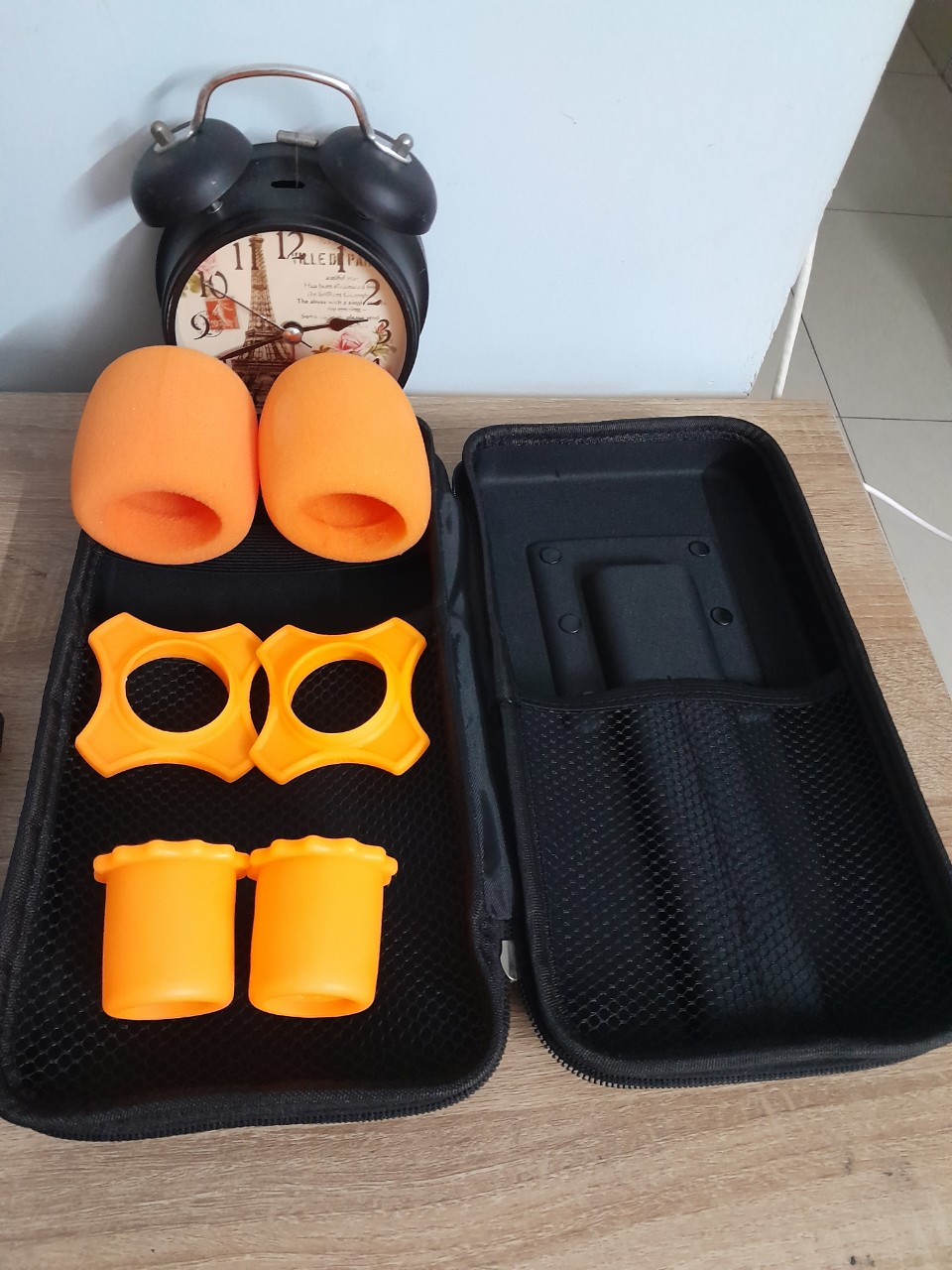 Hộp đựng micro không dây