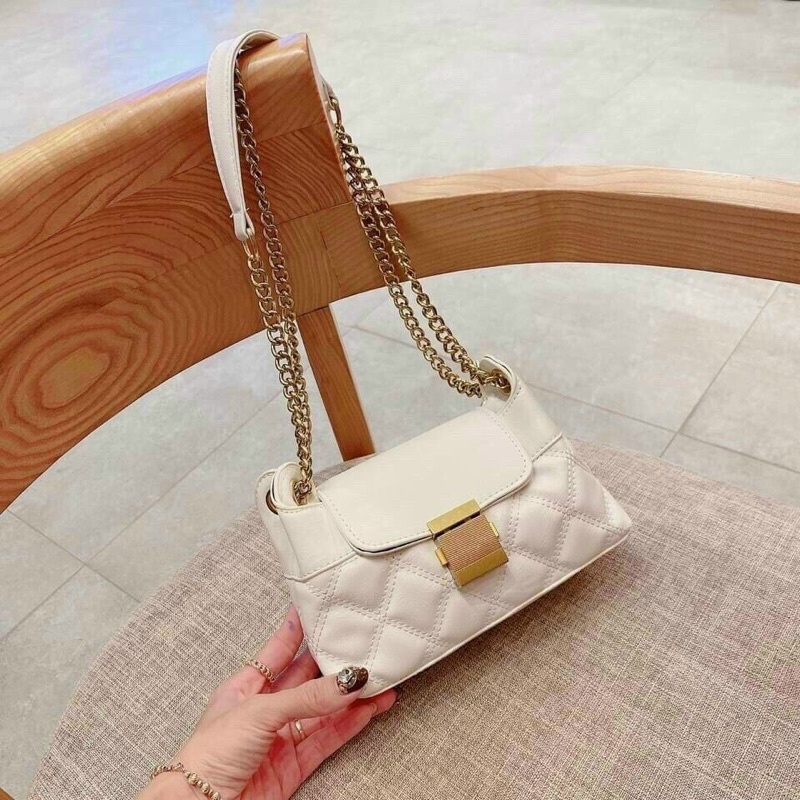 Túi kẹp nách khoá Vuông bấm thời trang mới 2023