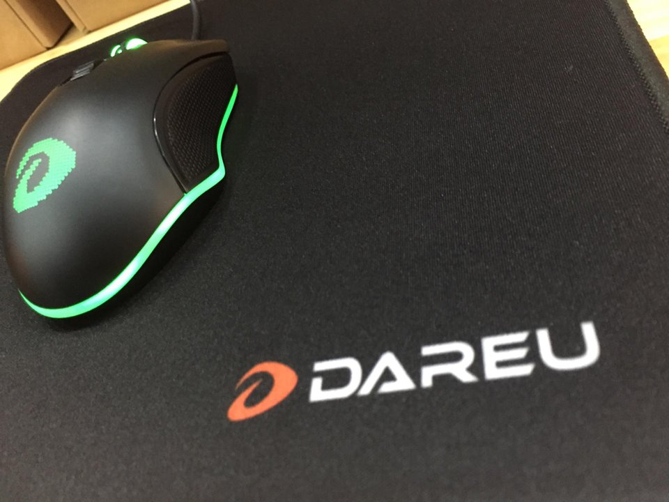 Bàn di chuột Dareu ESP100 (350x300x4mm)