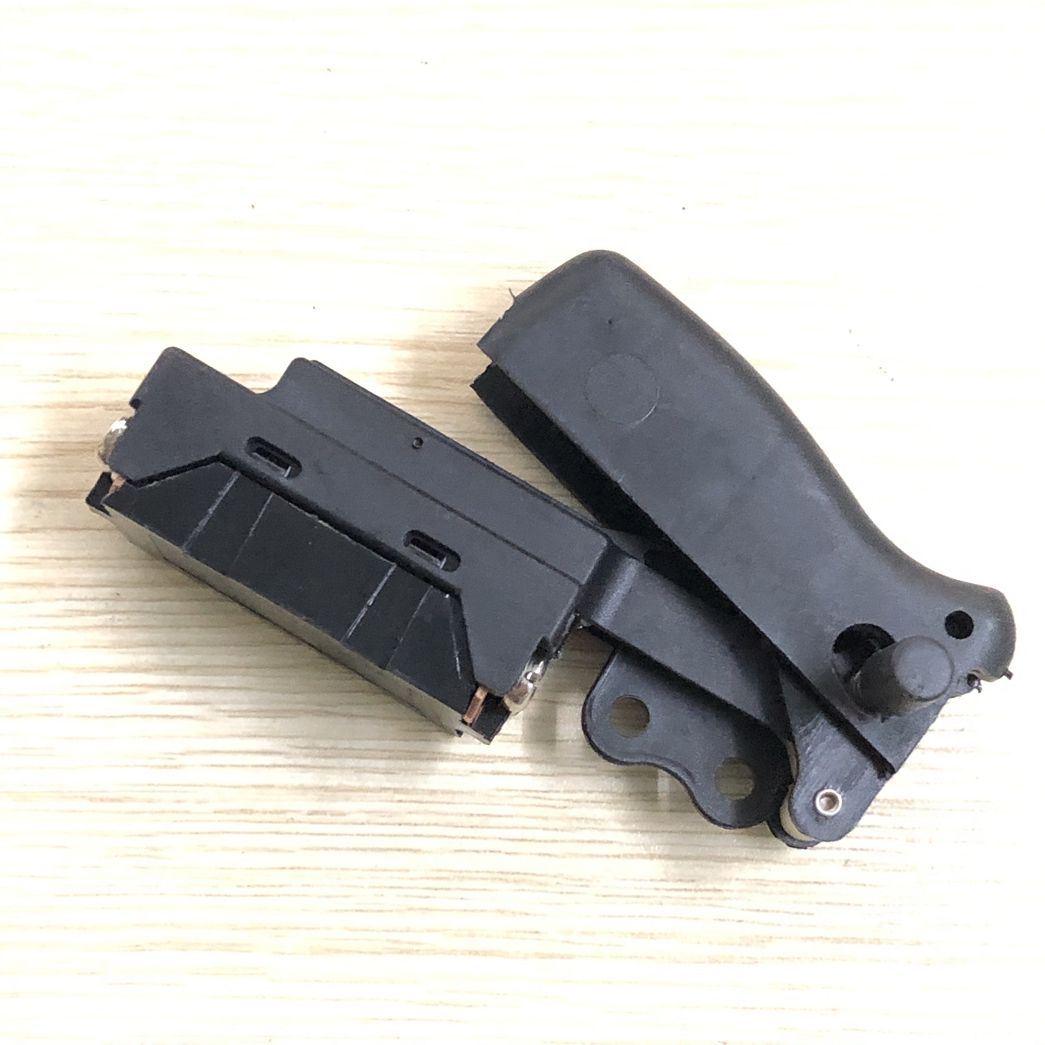 Công tắc cắt sắt Dewalt 28720 28700 - Mudi LS2414 - Crown CT15194