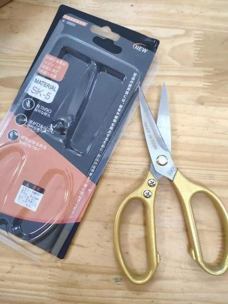 Kéo SK5 cắt gà siêu sắc cán kim loại