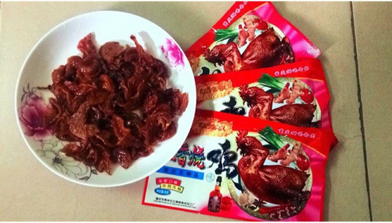 1 bịch 60 gói gà cay tứ xuyên