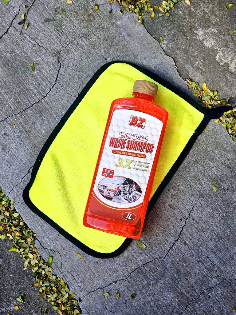 Nước Rửa Xe BZ Gloss Shampoo 1L Kèm Quà (Tùy Chọn Combo)
