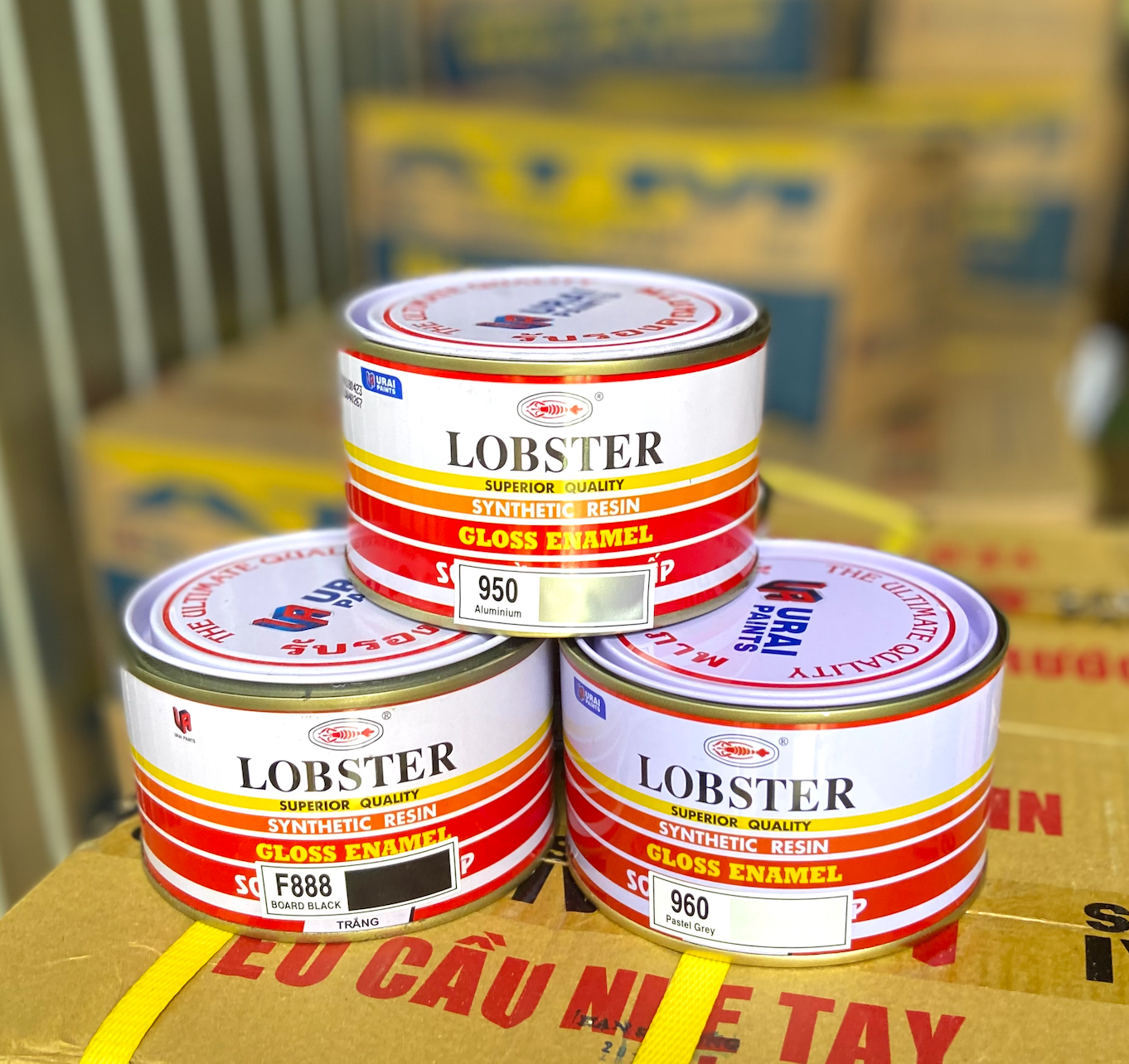 Sơn dầu cao cấp Lobster sơn sắt gỗ