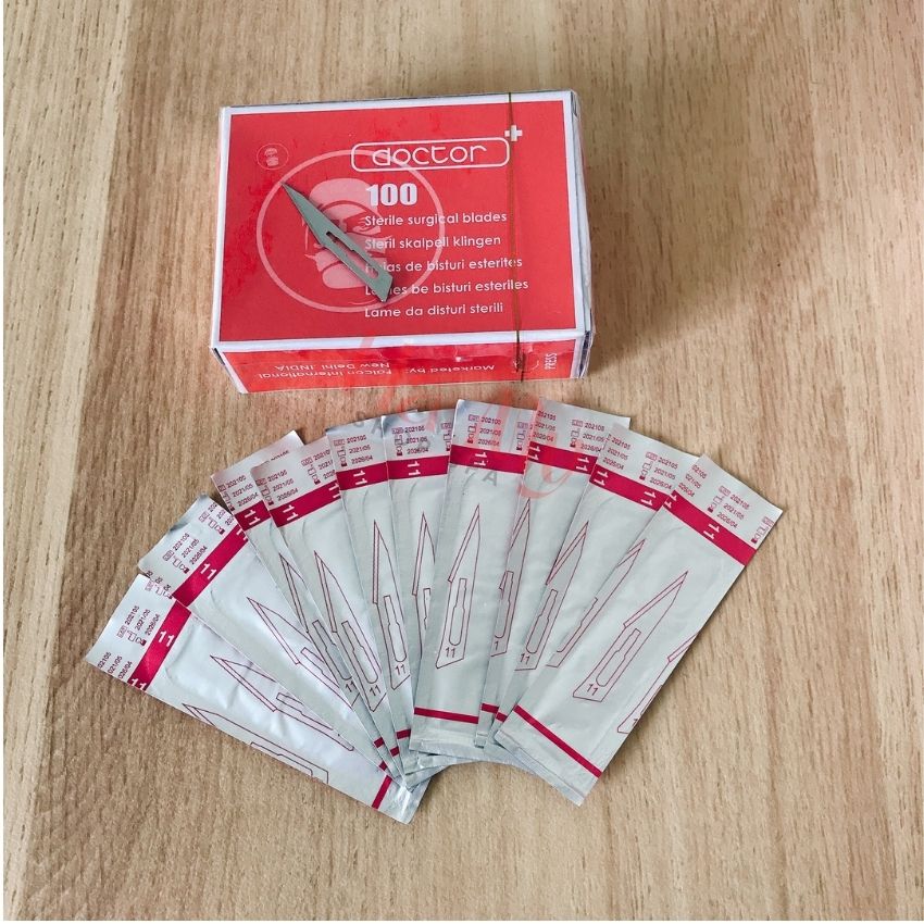 Lẻ 10 Dao Nặn Mụn Y tế, Dao Mổ Số 11