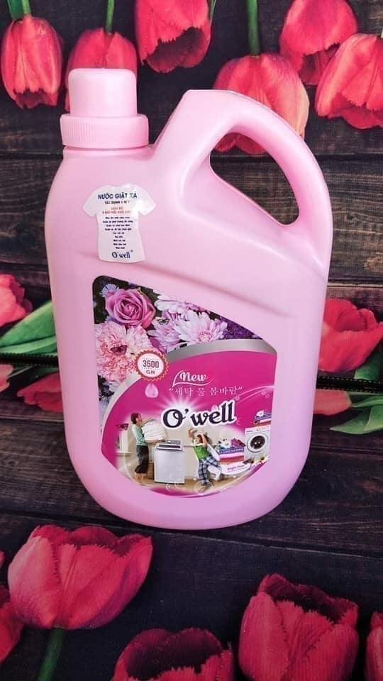 Nước giặt Owell can 3.5 lít.