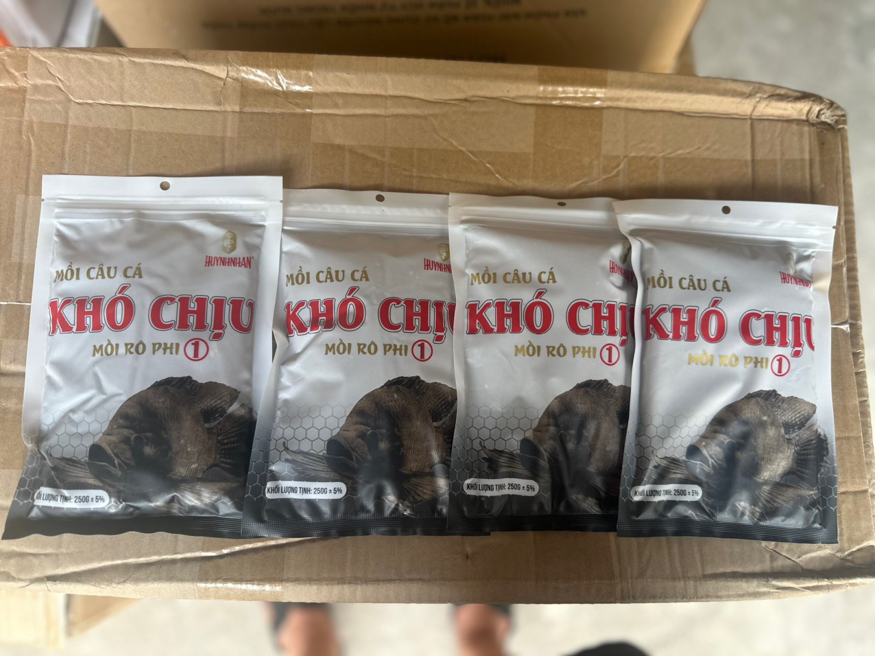Mồi Câu Cá Khó Chịu XANH, ĐỎ, VÀNG, ĐEN, TRẮNG - MỒI CÂU CÁ