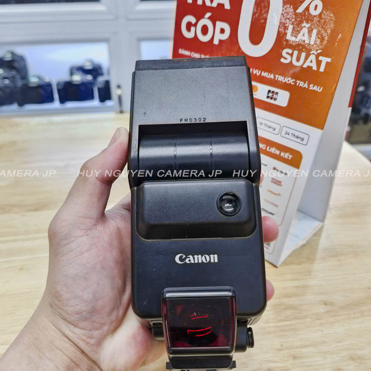 ĐEN FLASH CANON 430EZ . HOẠT ĐỘNG TỐT MỌI CHỨC NĂNG , ÁNH SÁNG TRONG TRẺO.