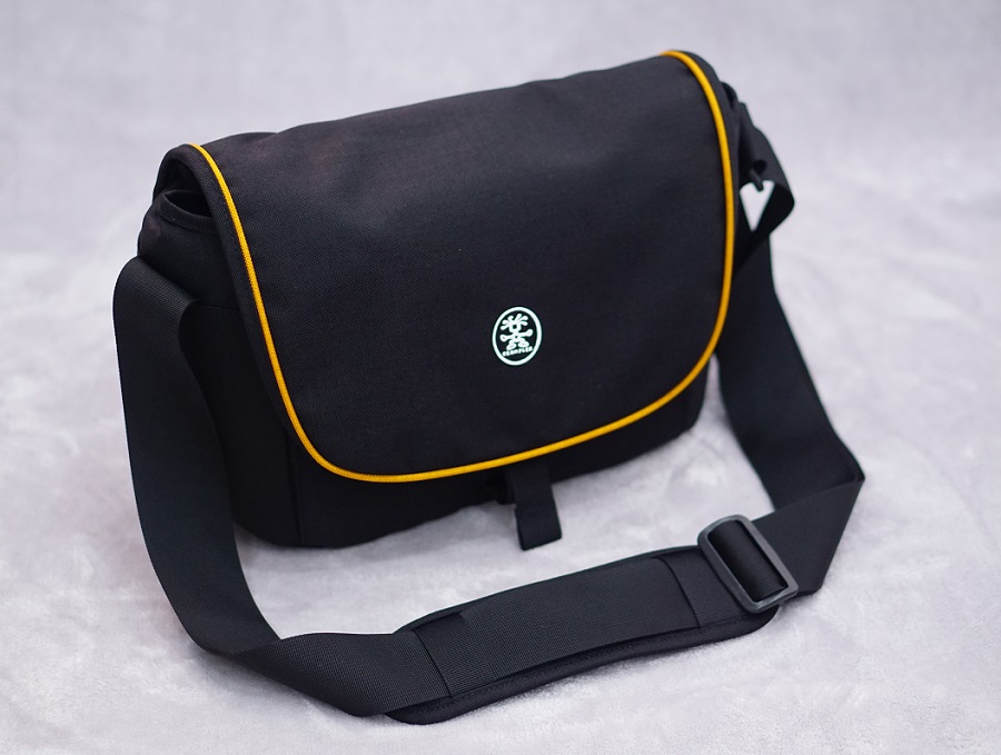 [HCM]Túi Máy ảnh Crumpler Cupcake 7500( có ngăn ipad)