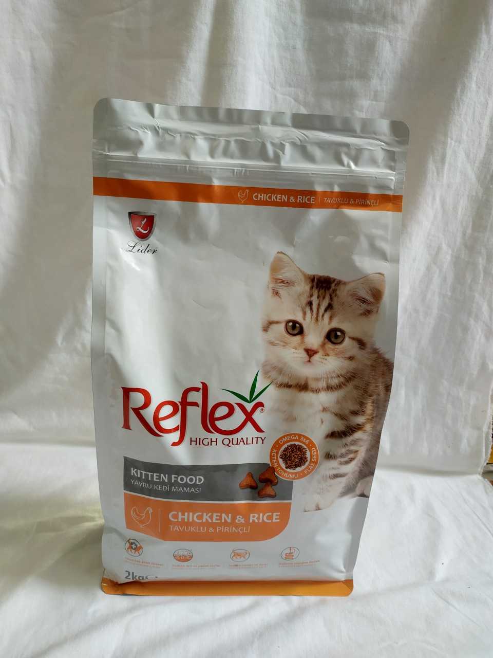Thức ăn cho mèo con Reflex high quality with chicken & rice 2kg