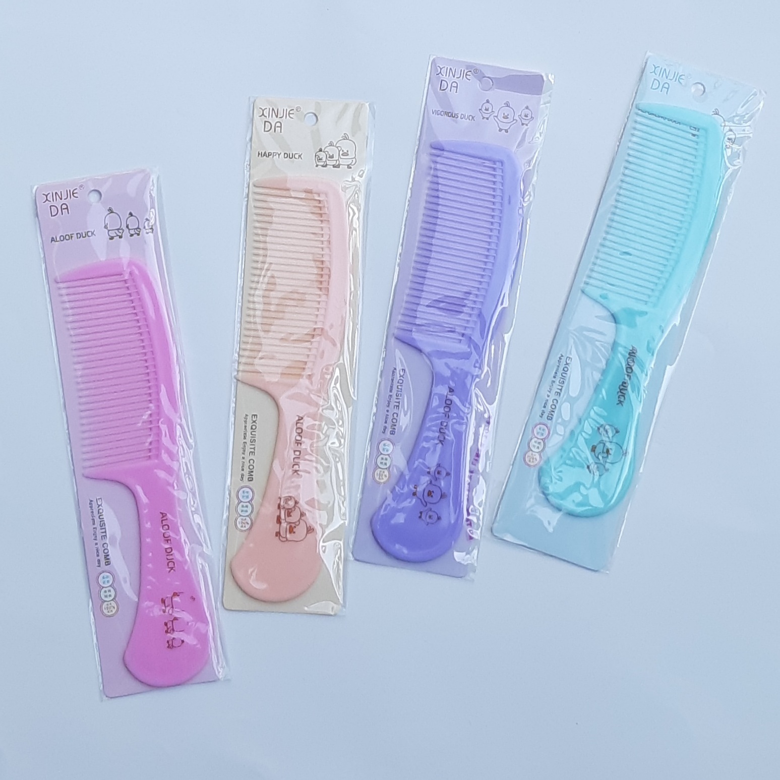 [1 cây] lược chải tóc Thời trang ( nhiều màu) 3691