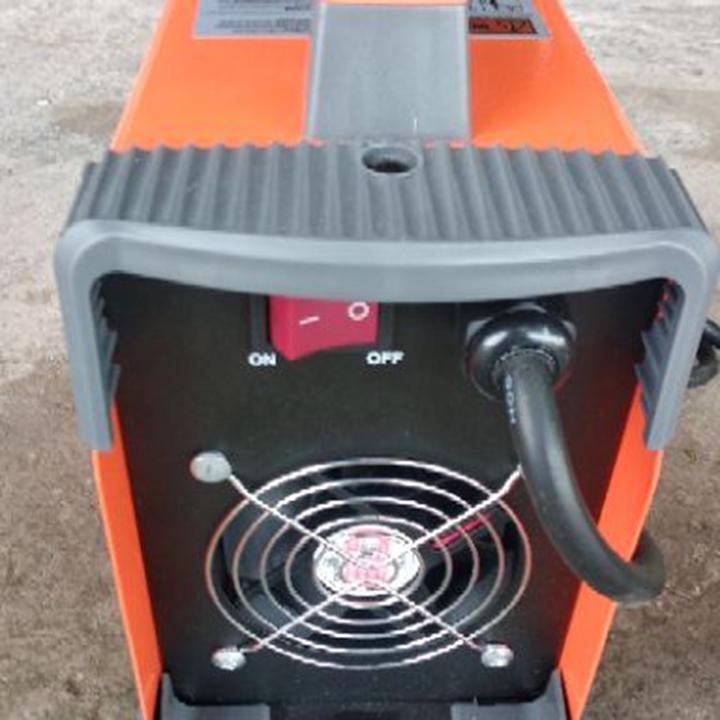 Máy hàn điện tử, máy hàn gia đình, máy hàn sắt BTEC MMA-250M