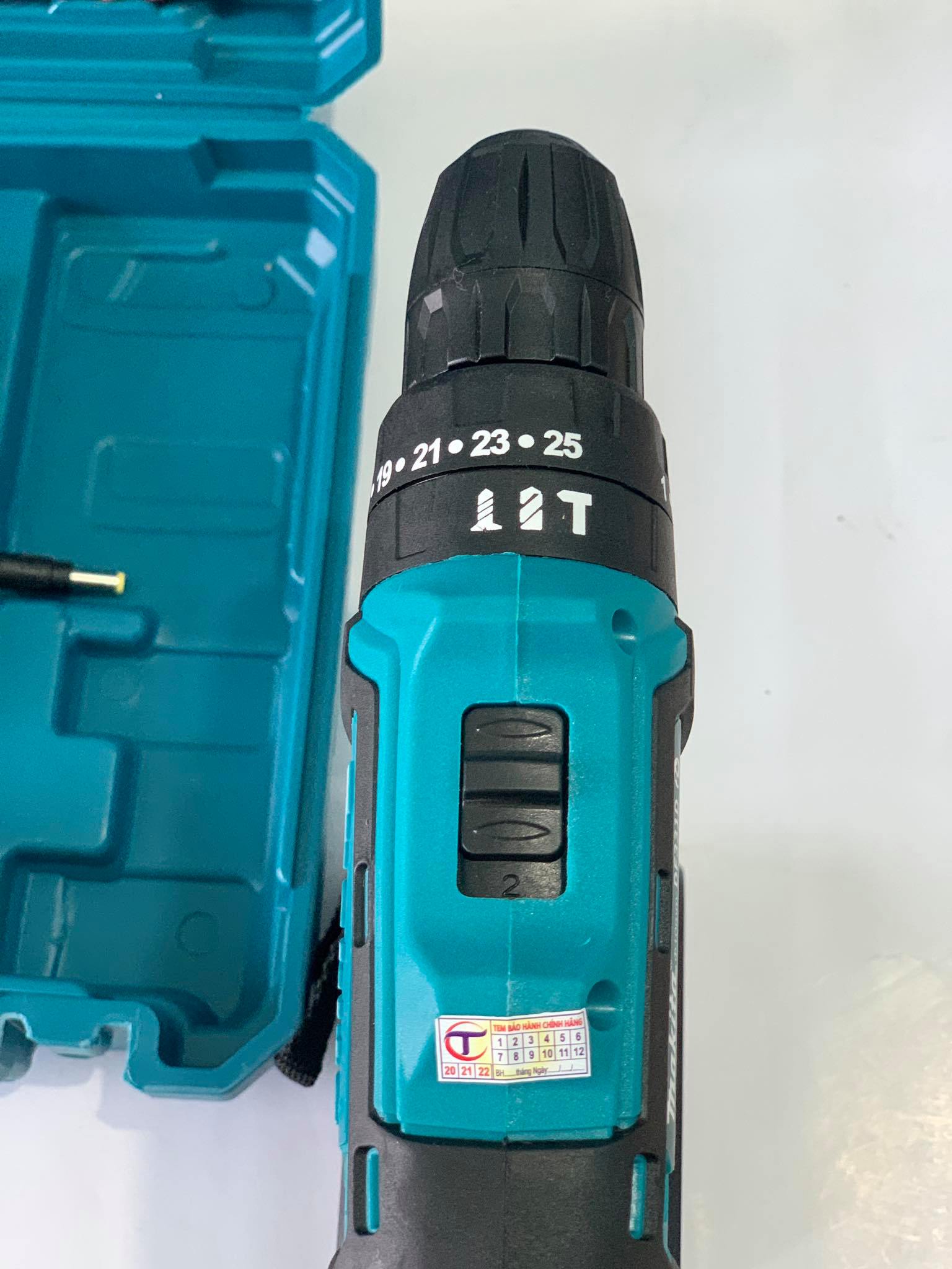 khoan pin 26v makita 2 pin