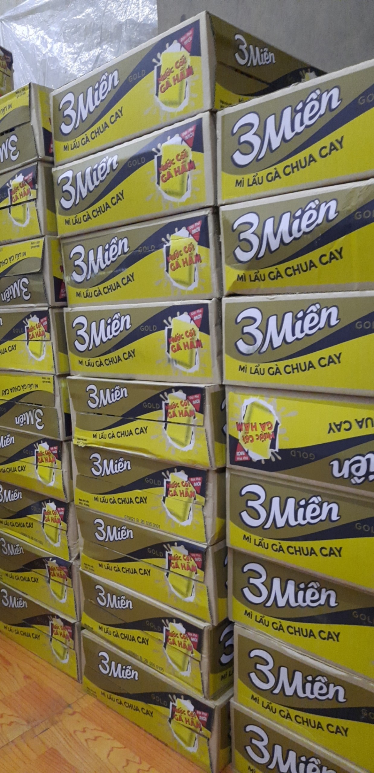 [HCM]Thùng mì L&acirc̉u gà chua cay 3Mi&ecirc̀n
