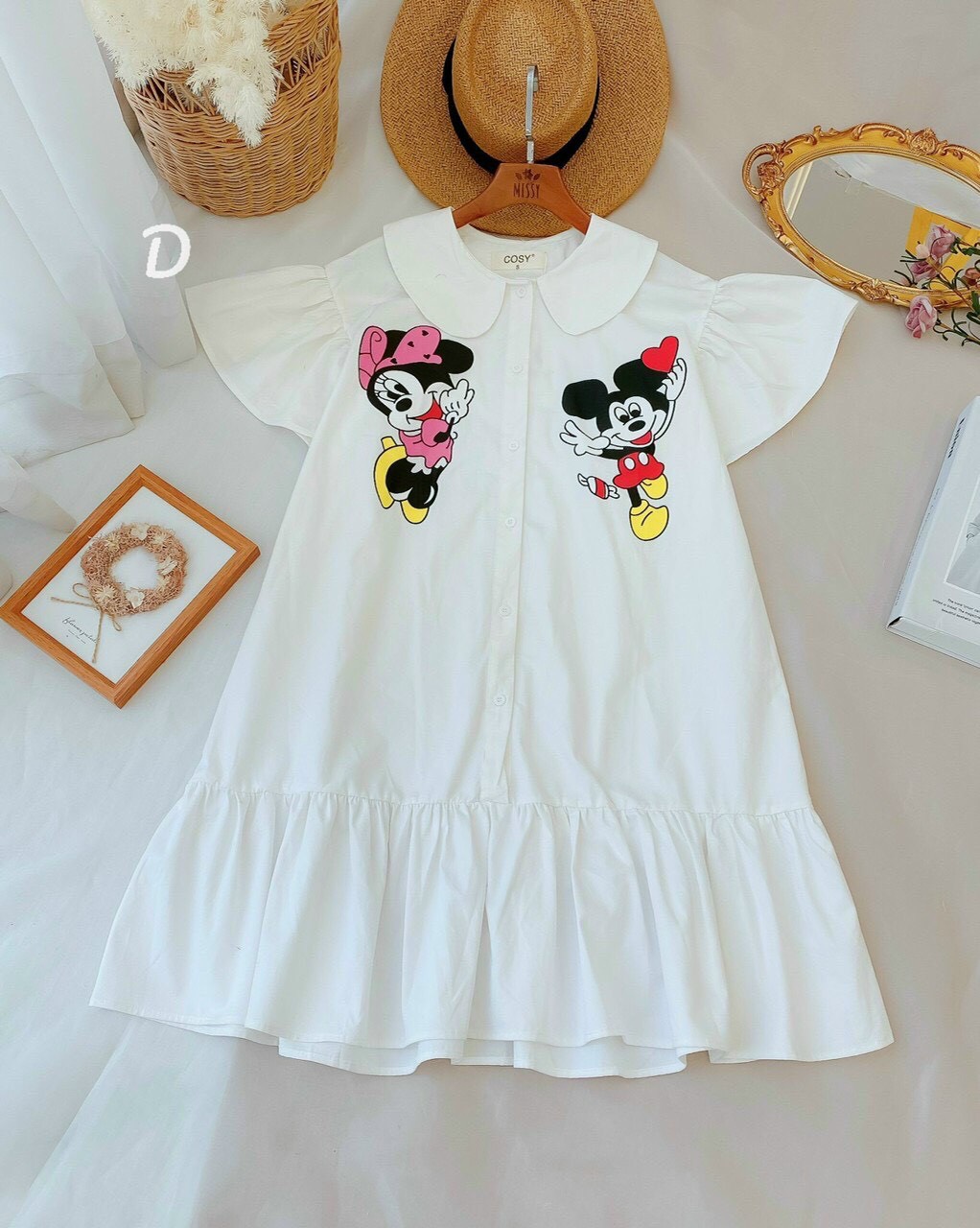 Đầm babydol in hình mikey cổ bèo dập ly. chất kate siêu xinh